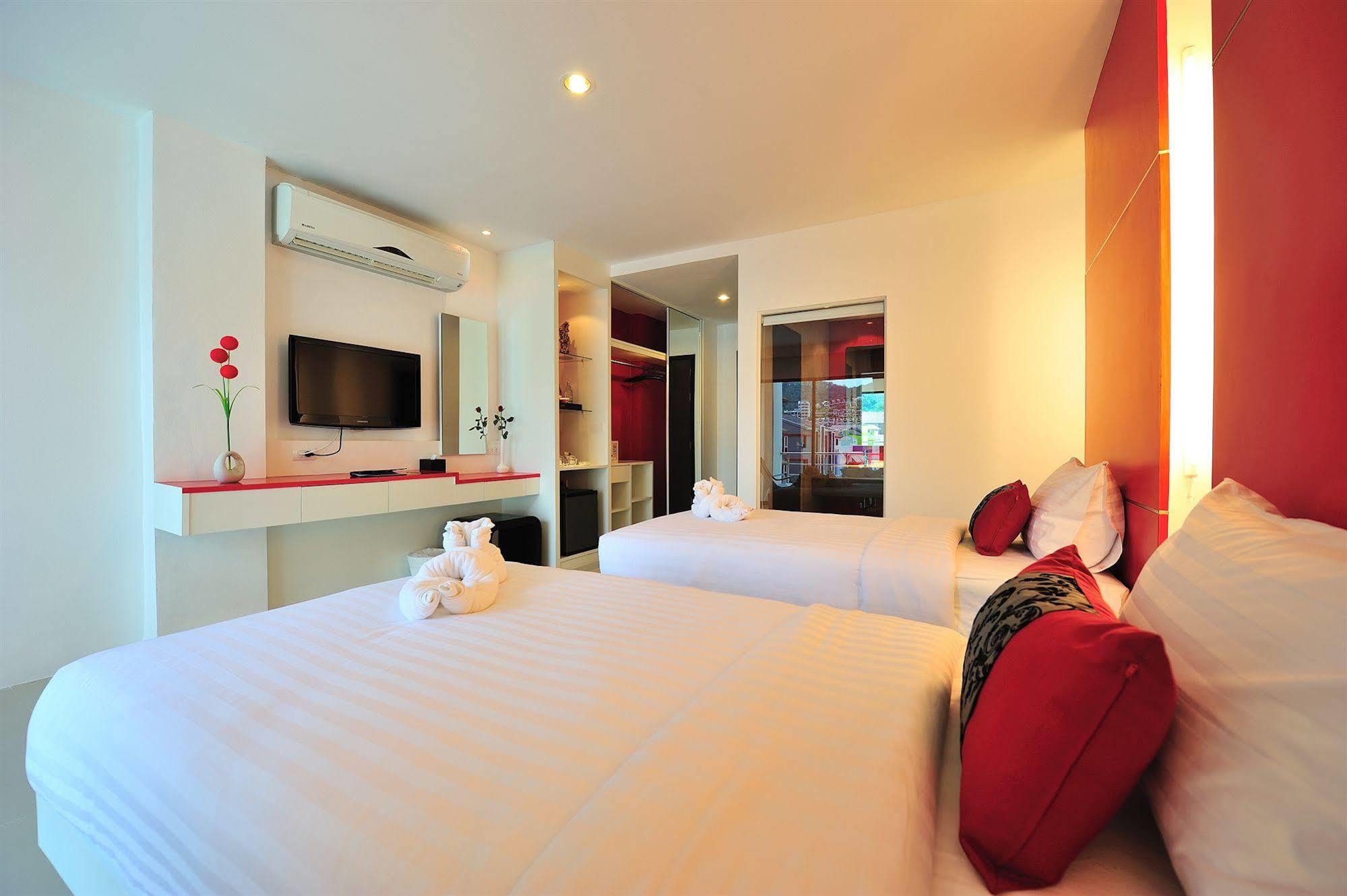 Alfresco Phuket Hotel Patong Εξωτερικό φωτογραφία