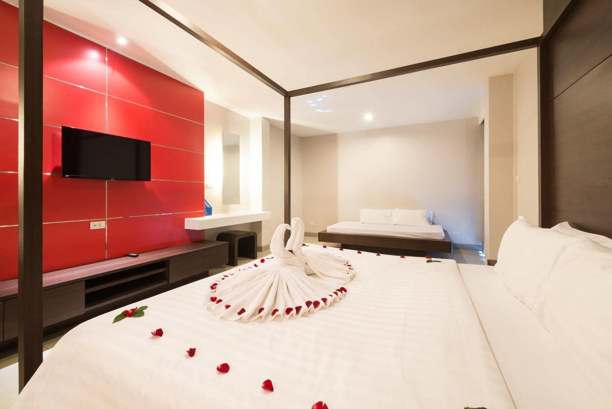 Alfresco Phuket Hotel Patong Εξωτερικό φωτογραφία