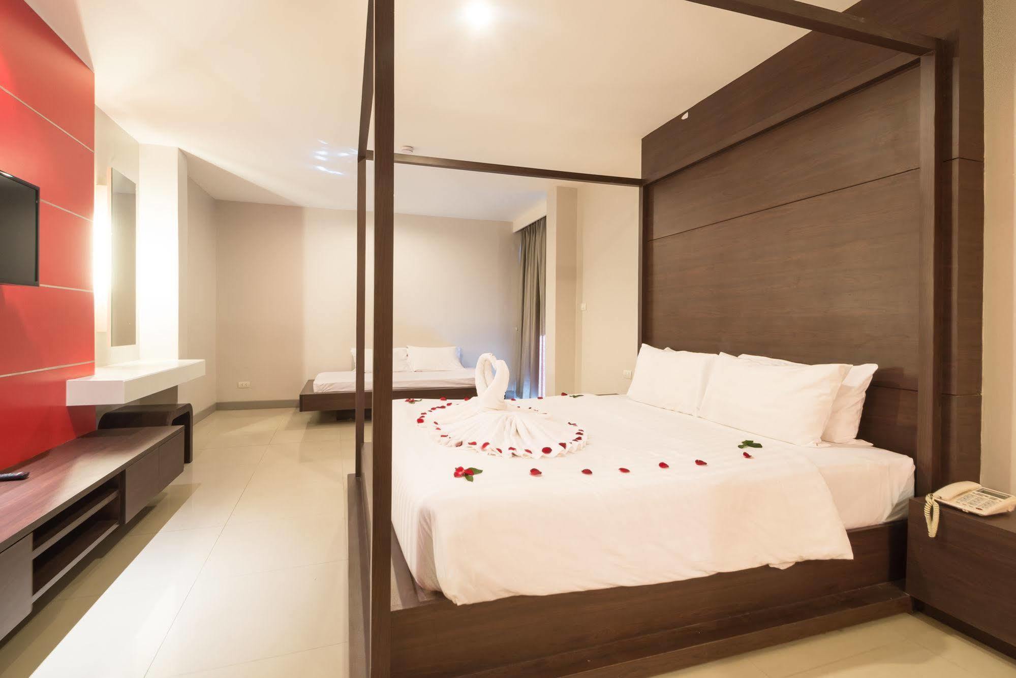 Alfresco Phuket Hotel Patong Εξωτερικό φωτογραφία