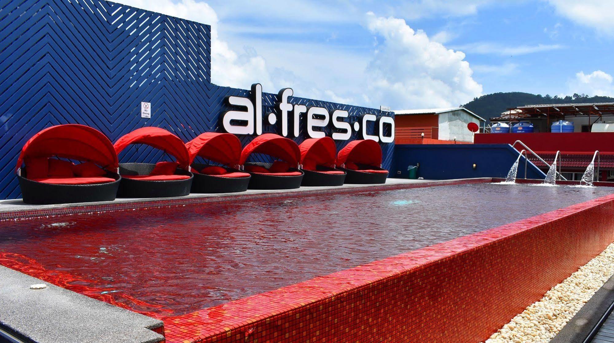 Alfresco Phuket Hotel Patong Εξωτερικό φωτογραφία